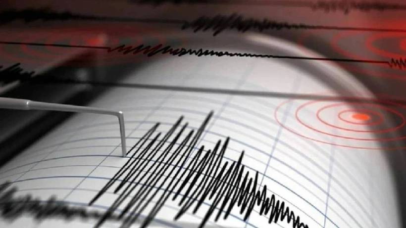 Marmara'da korkutan deprem! Sakarya gece sallandı 1